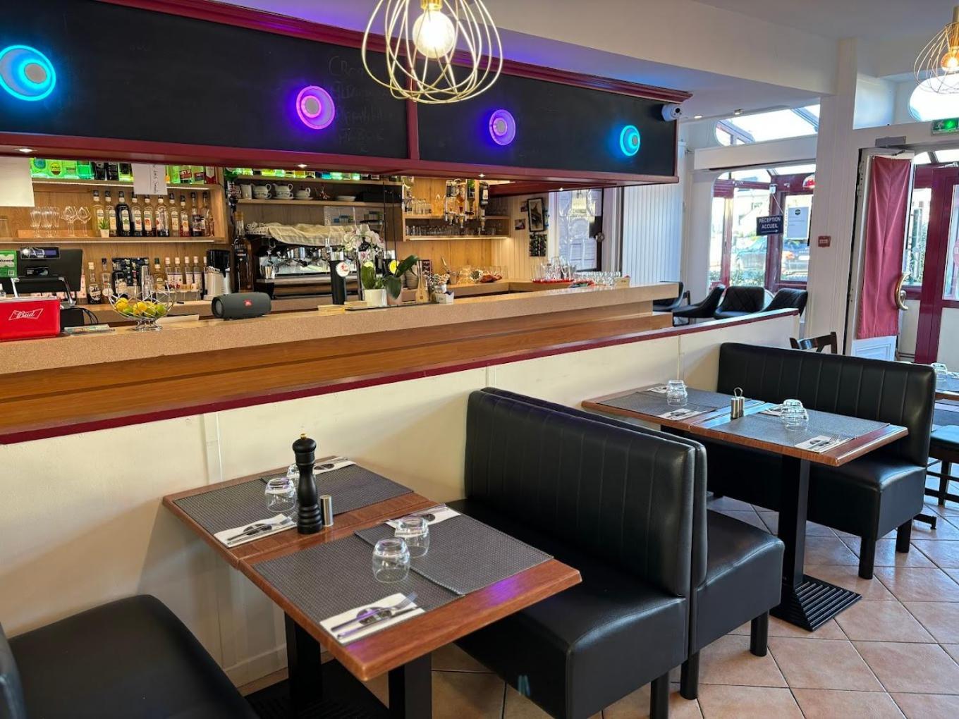 Sainte-Genevieve  Hotel Du Nord מראה חיצוני תמונה